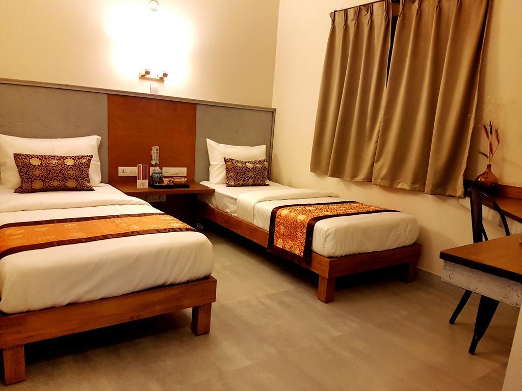 Utse Suites Bangalore Bagian luar foto