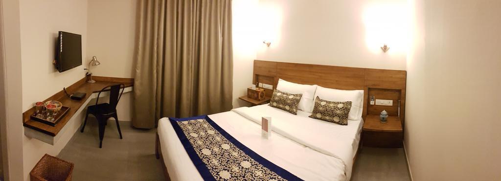 Utse Suites Bangalore Bagian luar foto